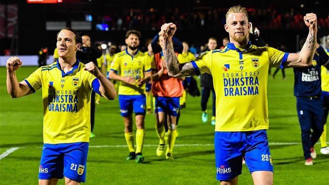 中国游泳近 中国游泳近